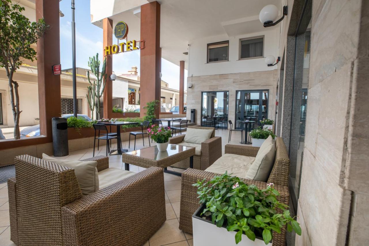 Hotel De Plam Олбия Екстериор снимка