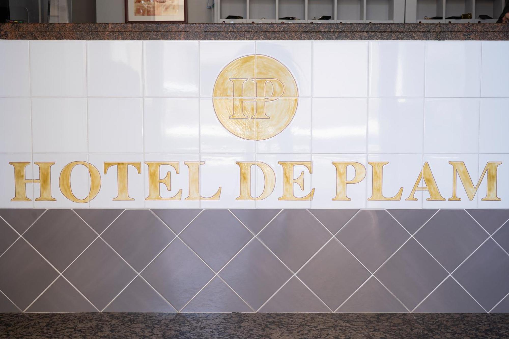 Hotel De Plam Олбия Екстериор снимка